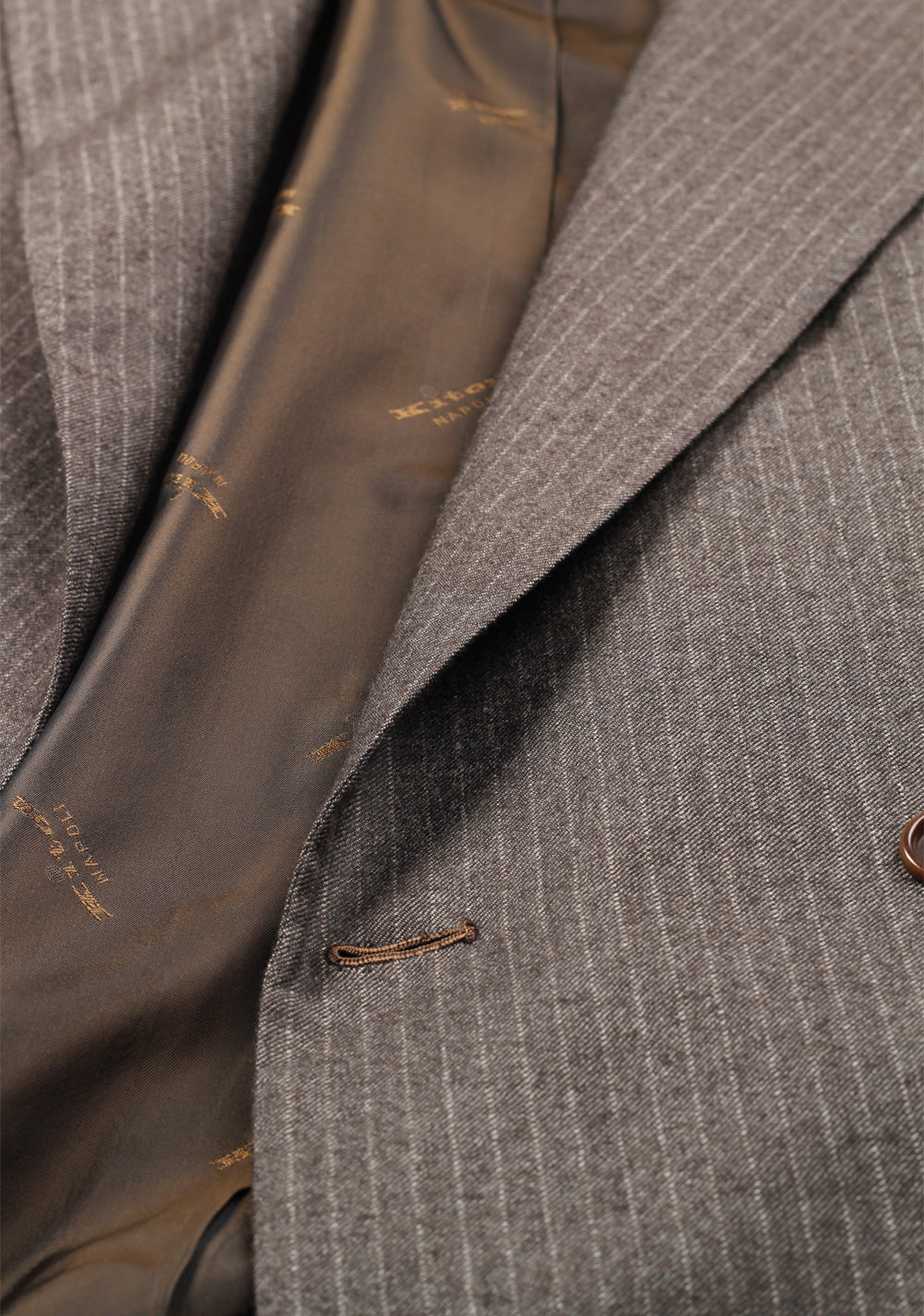 Kiton Suit Size 50 / 40R U.S. 100% Cashmere Double Breasted