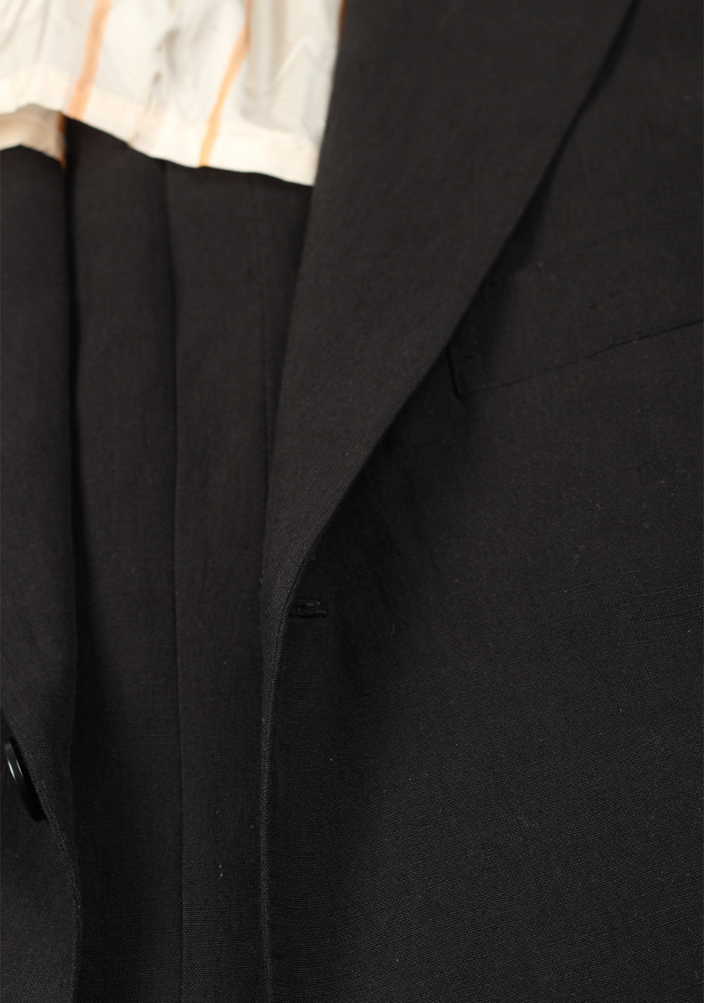Kiton Black Sport Coat Size 48 / 38R U.S. In Silk Linen